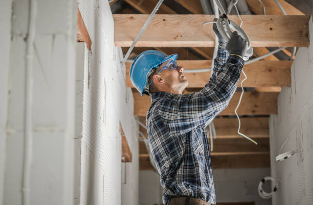 Best Affordable Emergency Electrician  in Trophy Clu, TX